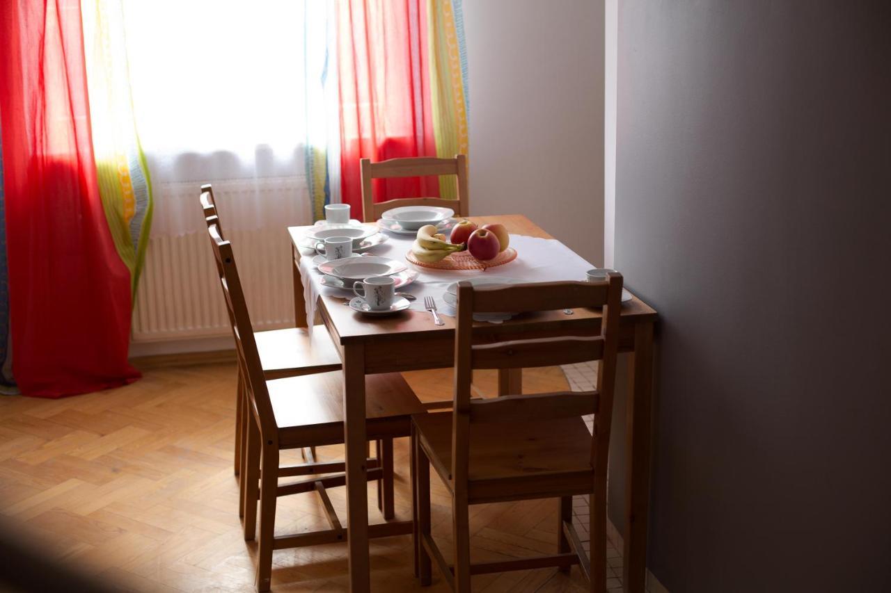 V Hostel Warszawa Eksteriør bilde